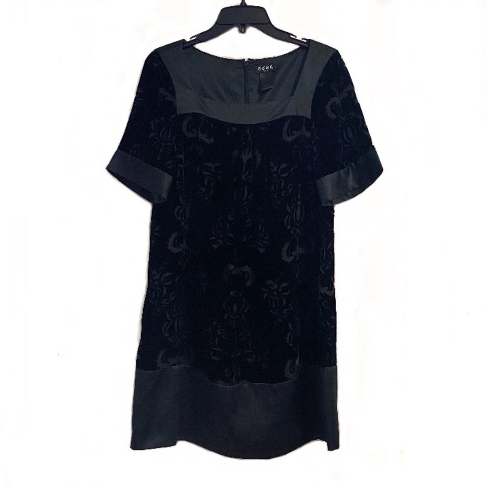 BCBG Paris Black Patterned Dress Size 4